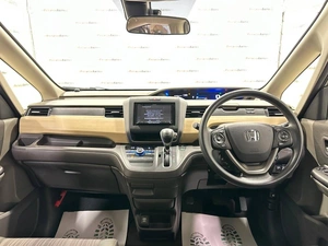 Минивэн Honda Freed 2019 года, 1450000 рублей, Красноярск
