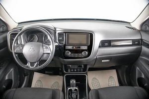 Внедорожник Mitsubishi Outlander 2019 года, 1999000 рублей, Пермь