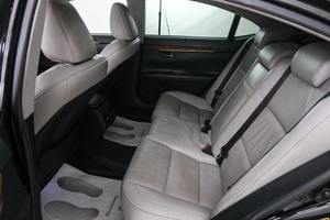 Седан Lexus ES 2012 года, 1949000 рублей, Красноярск