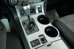 Внедорожник Toyota Highlander 2012 года, 1789000 рублей, Омск