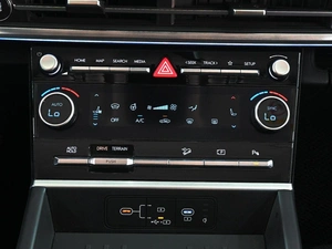 Внедорожник Hyundai Santa Fe 2024 года, 5069000 рублей, Ростов-на-Дону