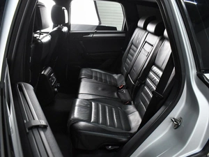 Внедорожник Volkswagen Touareg 2012 года, 1965000 рублей, Воронеж