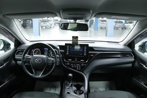 Седан Toyota Camry 2021 года, 3133000 рублей, Солонцы