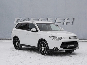 Внедорожник Mitsubishi Outlander 2014 года, 1650000 рублей, Волгоград