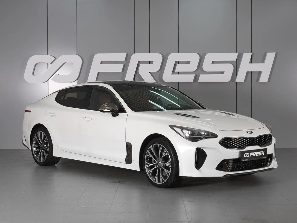 Лифтбек Kia Stinger 2018 года, 2449000 рублей, Минеральные Воды