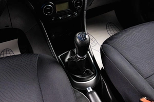 Седан Hyundai Solaris 2013 года, 769000 рублей, Сургут