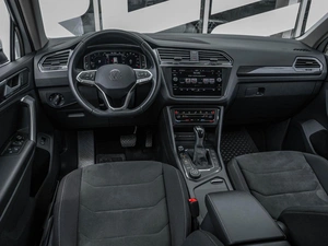 Внедорожник Volkswagen Tiguan 2021 года, 3099000 рублей, Ставрополь