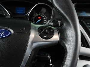 Хетчбэк Ford Focus 2013 года, 799000 рублей, Воронеж