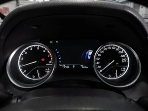 Седан Toyota Camry 2019 года, 2999000 рублей, Тюмень