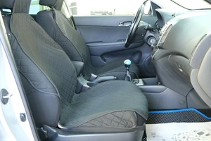 Хетчбэк Hyundai i30 2009 года, 679000 рублей, Омск