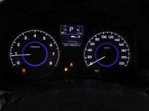 Хетчбэк Hyundai Solaris 2015 года, 980000 рублей, Воронеж