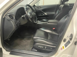 Седан Lexus IS 2011 года, 1768000 рублей, Красноярск