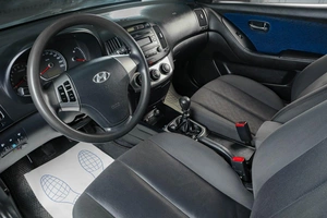 Седан Hyundai Elantra 2010 года, 459000 рублей, Тюмень