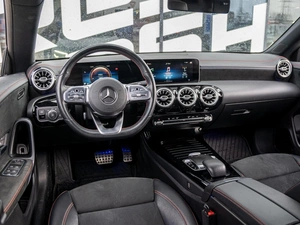 Седан Mercedes-benz CLA-класс 2019 года, 2550000 рублей, Краснодар