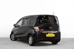 Минивэн Honda Freed 2012 года, 1189000 рублей, Барнаул
