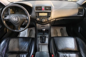 Седан Honda Accord 2007 года, 939000 рублей, Омск