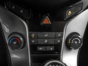 Хетчбэк Chevrolet Cruze 2014 года, 769000 рублей, Тюмень