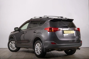 Внедорожник Toyota RAV4 2014 года, 2099000 рублей, Томск