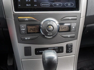 Седан Toyota Corolla 2007 года, 1000000 рублей, Краснодар