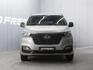 Минивэн Hyundai Grand Starex 2019 года, 4150000 рублей, Омск