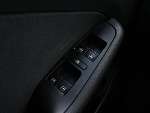 Седан Volkswagen Jetta 2013 года, 999000 рублей, Волгоград