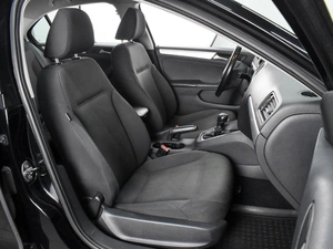 Седан Volkswagen Jetta 2012 года, 1099000 рублей, Воронеж