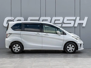 Минивэн Honda Freed 2014 года, 1330000 рублей, Краснодар
