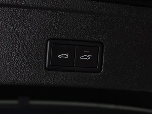 Внедорожник Volkswagen Touareg 2019 года, 5599000 рублей, Тюмень