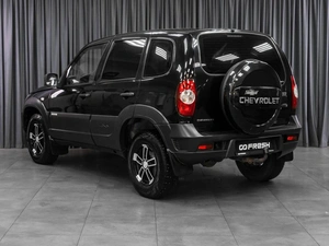 Внедорожник Chevrolet Niva 2016 года, 569000 рублей, Тюмень
