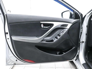 Седан Hyundai Avante 2010 года, 850000 рублей, Красноярск