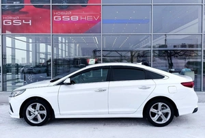 Седан Hyundai Sonata 2017 года, 1890000 рублей, Солонцы