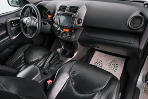 Внедорожник Toyota RAV4 2009 года, 1499000 рублей, Красноярск