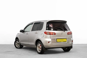Хетчбэк Mazda Demio 2005 года, 349000 рублей, Барнаул