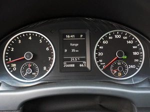 Внедорожник Volkswagen Tiguan 2009 года, 1099000 рублей, Кропоткин