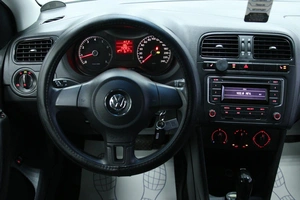 Седан Volkswagen Polo 2013 года, 818000 рублей, Солонцы
