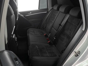 Внедорожник Volkswagen Tiguan 2012 года, 1339000 рублей, Тюмень