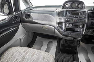 Минивэн Mitsubishi Delica 2002 года, 1559000 рублей, Барнаул