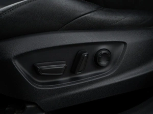 Внедорожник Toyota C-HR 2021 года, 3922046 рублей, Москва