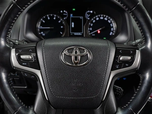Внедорожник Toyota Land Cruiser Prado 2019 года, 5879000 рублей, Тюмень