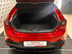 Хетчбэк Mazda 3 2019 года, 1445000 рублей, Красноярск