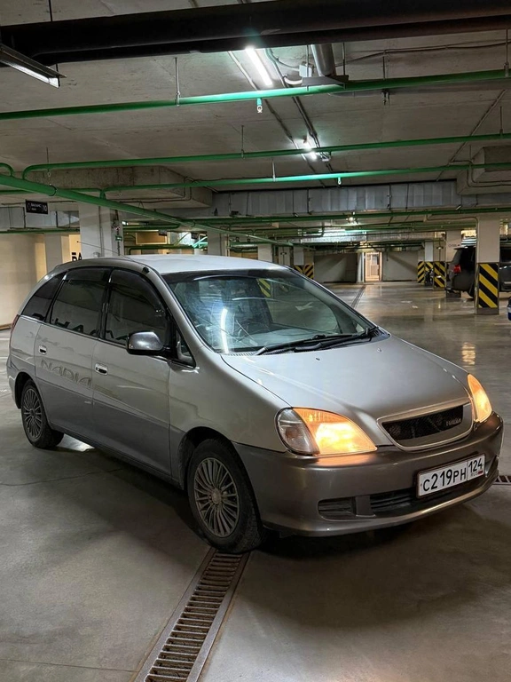 Минивэн Toyota Nadia 2000 года, 470000 рублей, Красноярск