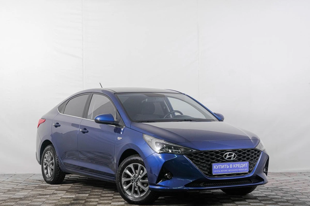 Седан Hyundai Solaris 2021 года, 1719000 рублей, Кемерово