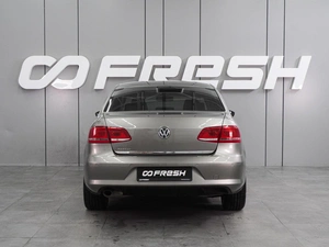 Седан Volkswagen Passat 2013 года, 1344000 рублей, Воронеж