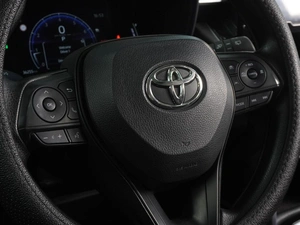 Внедорожник Toyota Corolla Cross 2024 года, 3180000 рублей, Воронеж
