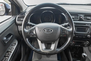 Седан Kia Rio 2012 года, 799000 рублей, Барнаул