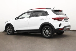 Хетчбэк Kia Rio X 2021 года, 1870000 рублей, Орёл