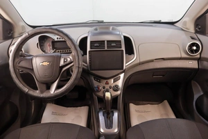 Седан Chevrolet Aveo 2013 года, 719000 рублей, Челябинск