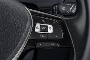 Внедорожник Volkswagen Tiguan 2017 года, 2089000 рублей, Челябинск