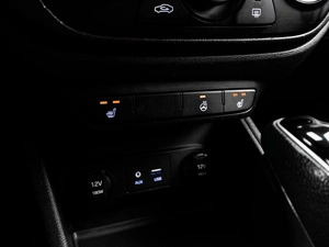 Седан Hyundai Solaris 2018 года, 1389000 рублей, Тюмень