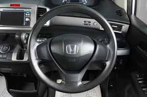Минивэн Honda Freed 2012 года, 1159000 рублей, Тюмень
